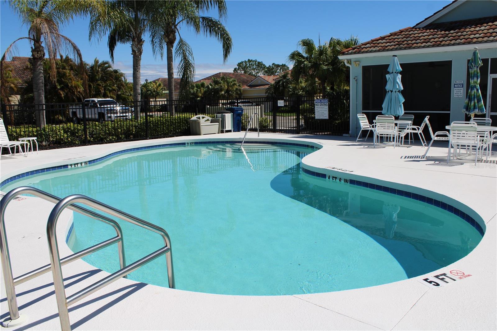 PALM LAKES - Residential Lease
