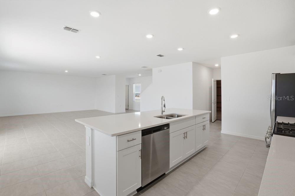 13243 COMMONS AVENUE