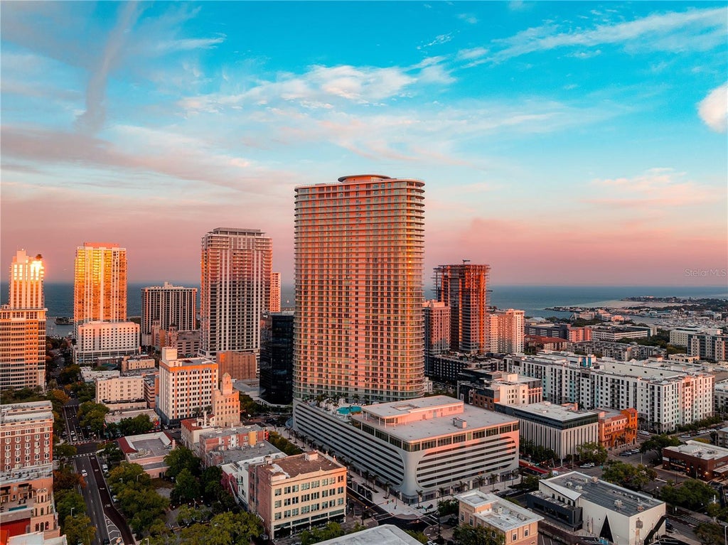Photo of 400 Central Avenue #PH B, St Petersburg, FL 33701 (MLS # TB8555438)