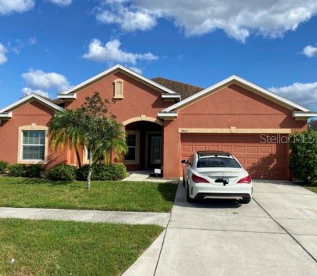 Photo of 1405 Parker Den Drive, Ruskin, FL 33570 (MLS # TB8480008)