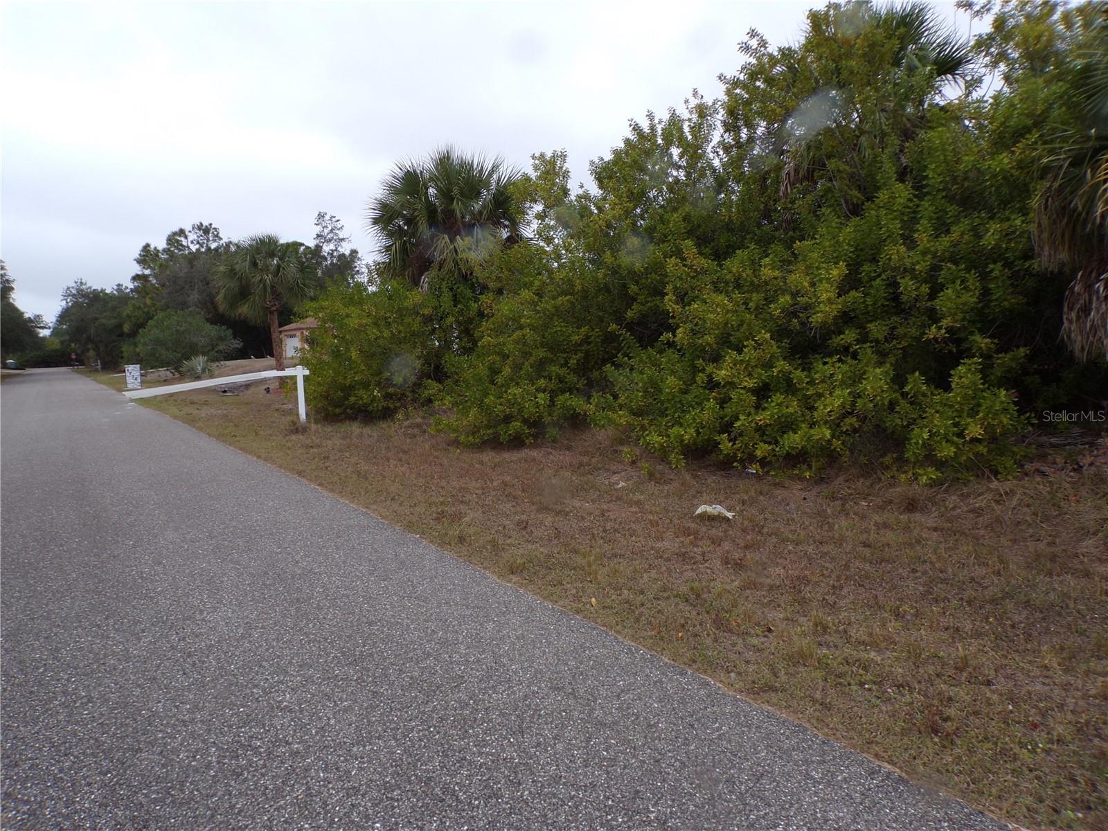 PORT CHARLOTTE SUB 37 - Land