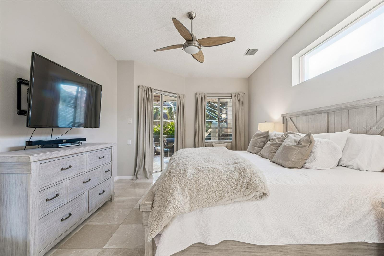 WEST MEADOWS PRCLS 21 & 22 - Residential