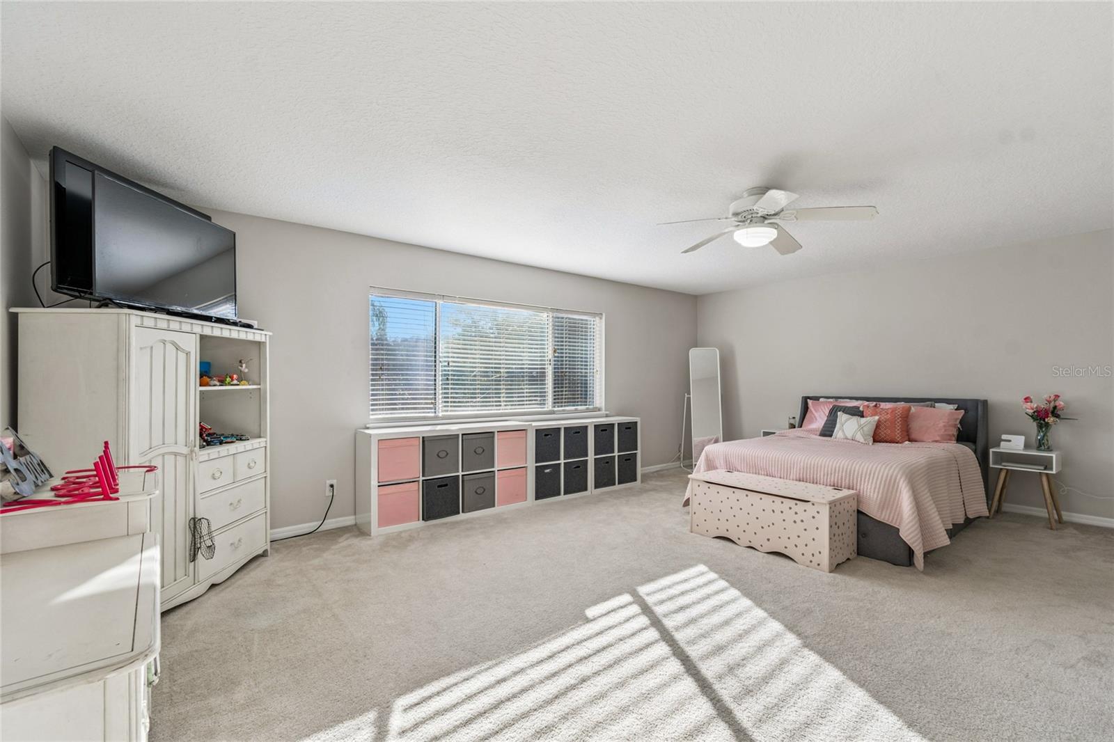 WEST MEADOWS PRCLS 21 & 22 - Residential