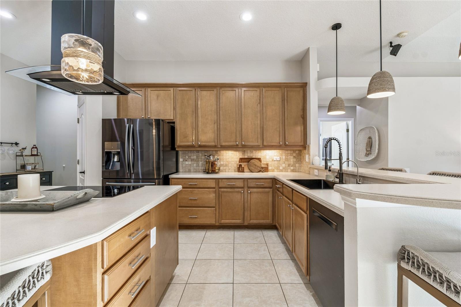 WEST MEADOWS PRCLS 21 & 22 - Residential