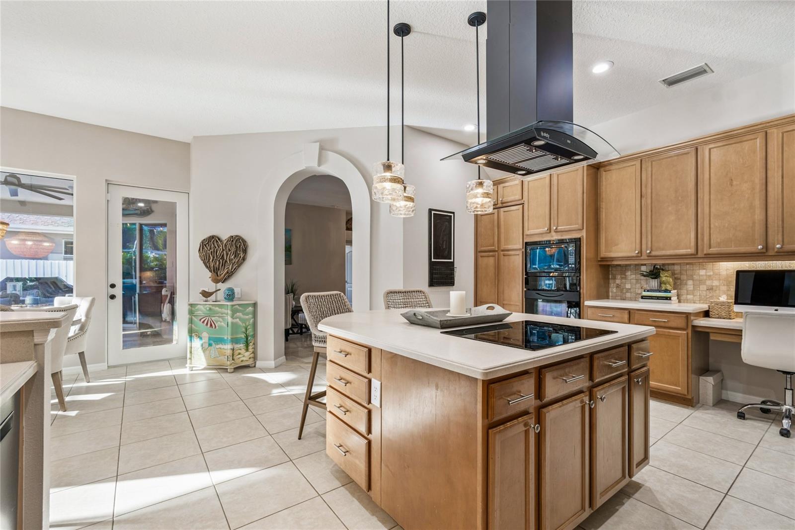 WEST MEADOWS PRCLS 21 & 22 - Residential