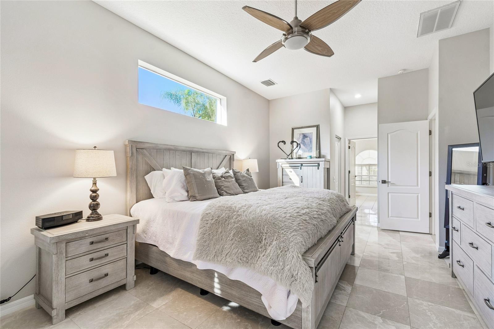 WEST MEADOWS PRCLS 21 & 22 - Residential