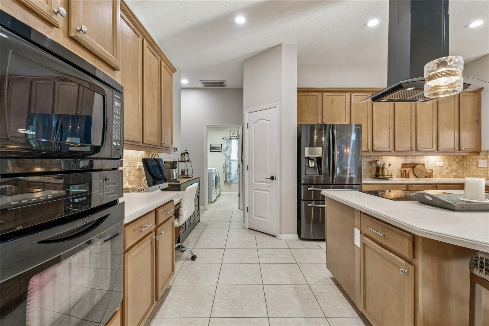 WEST MEADOWS PRCLS 21 & 22 - Residential