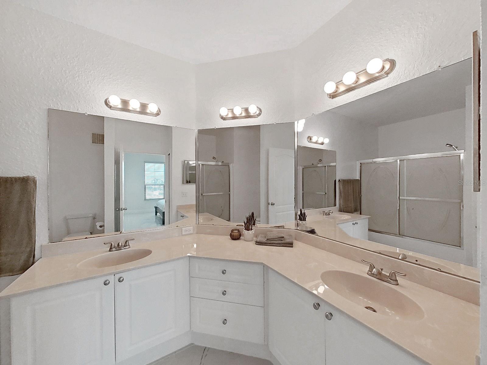 GRAND BELLAGIO AT BAYWATCH CONDO THE - Residential Lease