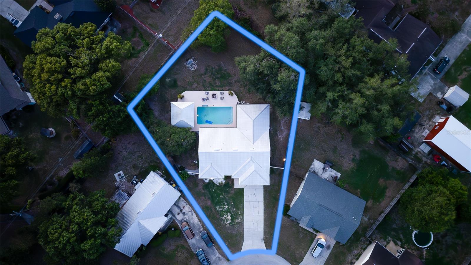 3610 AMBER LANE