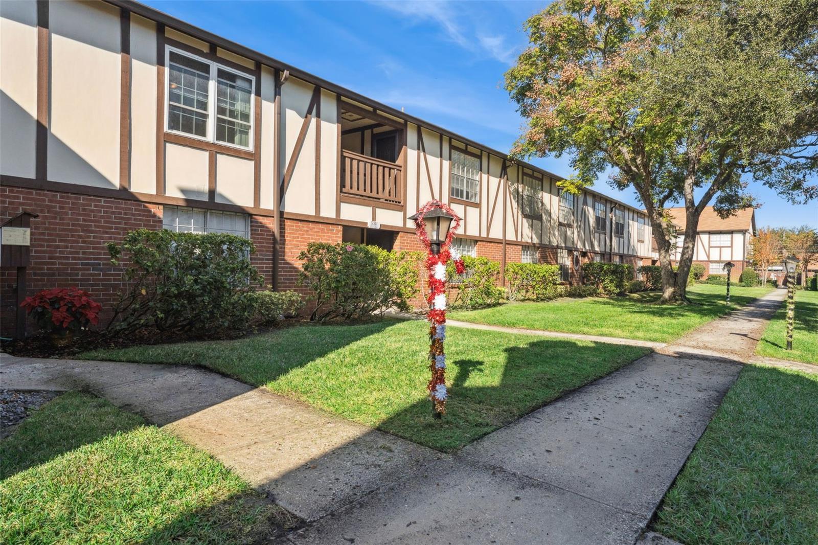 5311 HANSEL AVENUE D-12