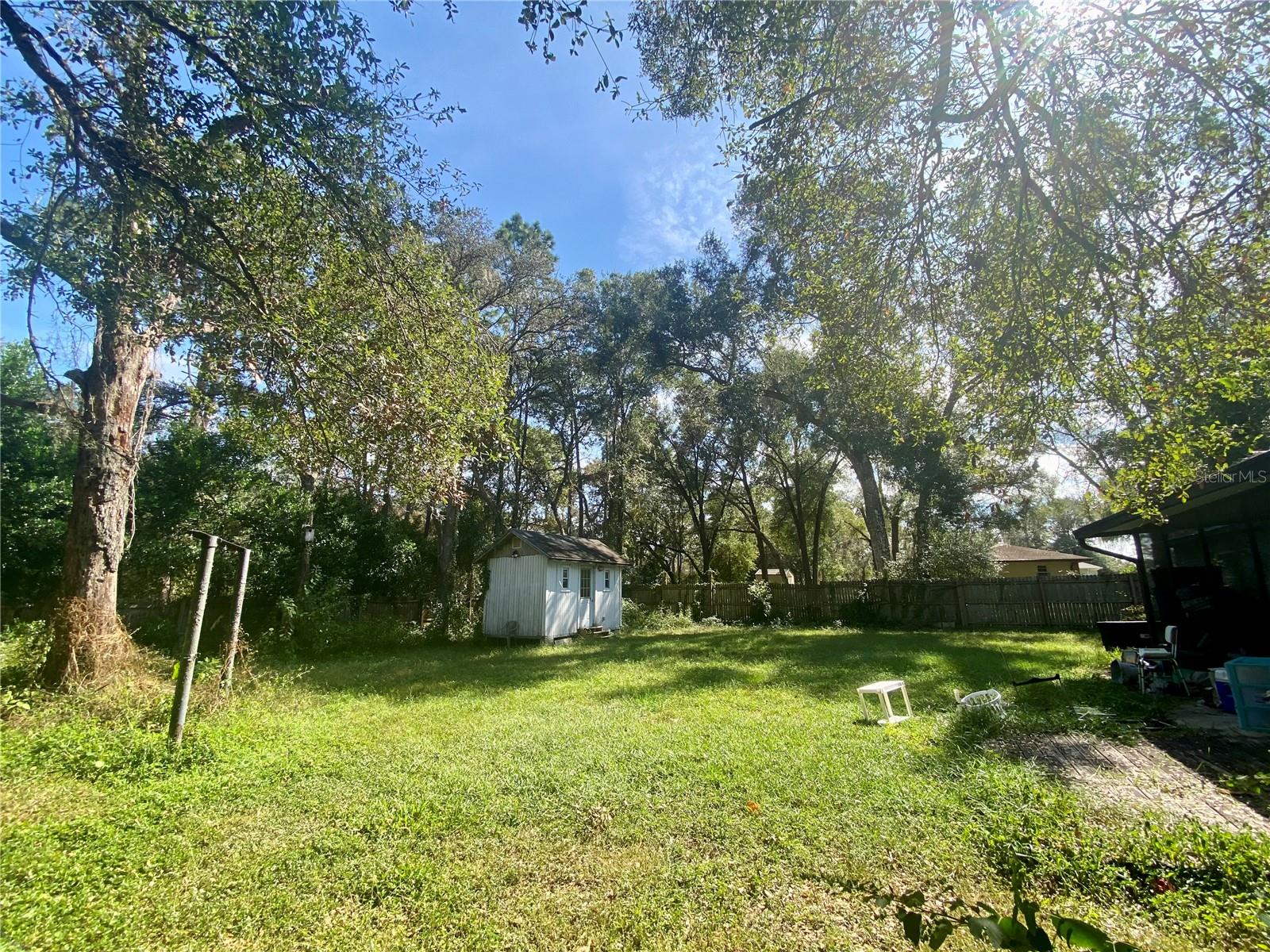 6040 KNOLLWOOD DRIVE
