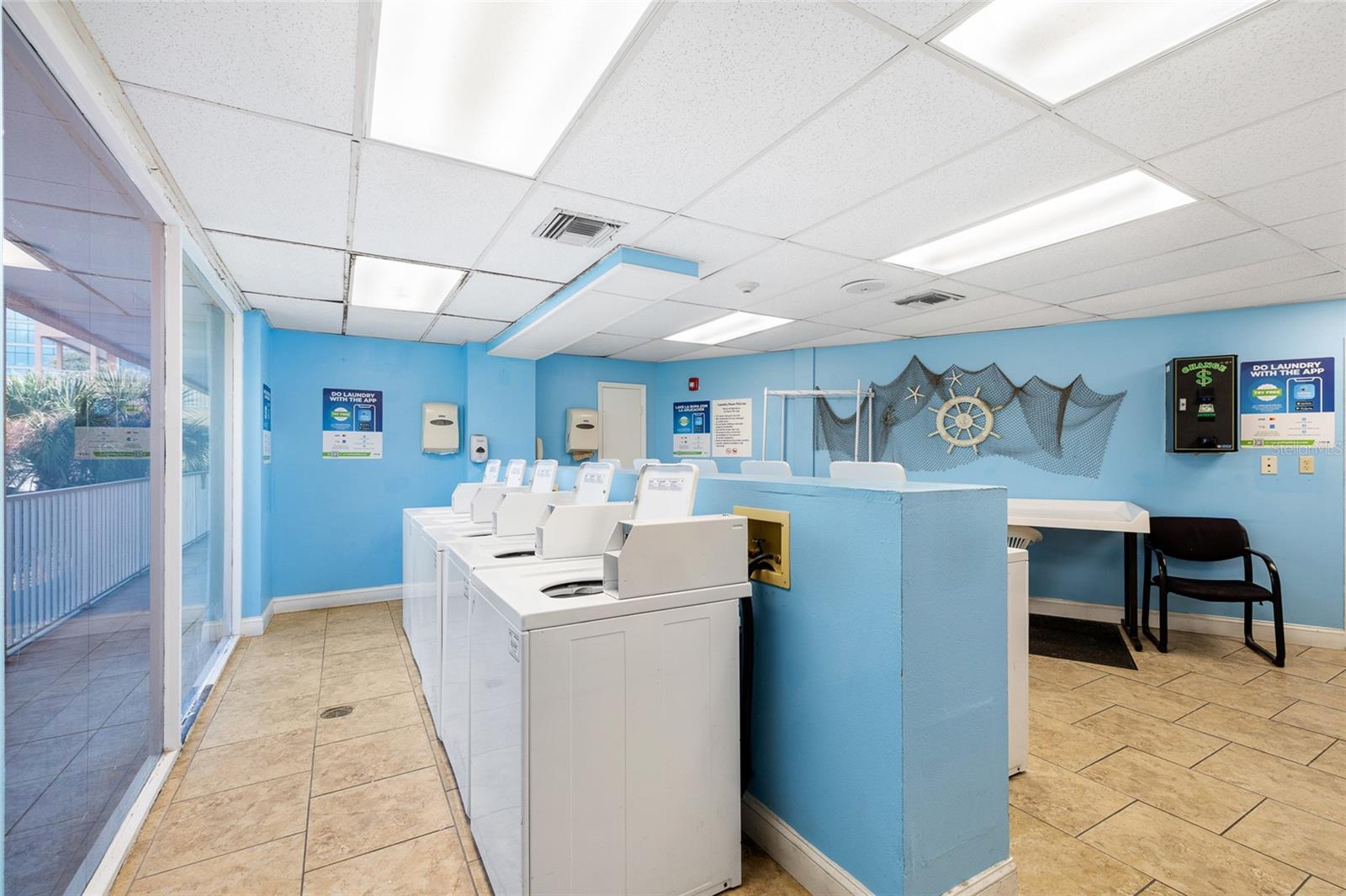 SAILPORT RESORT CONDO ON - Residential