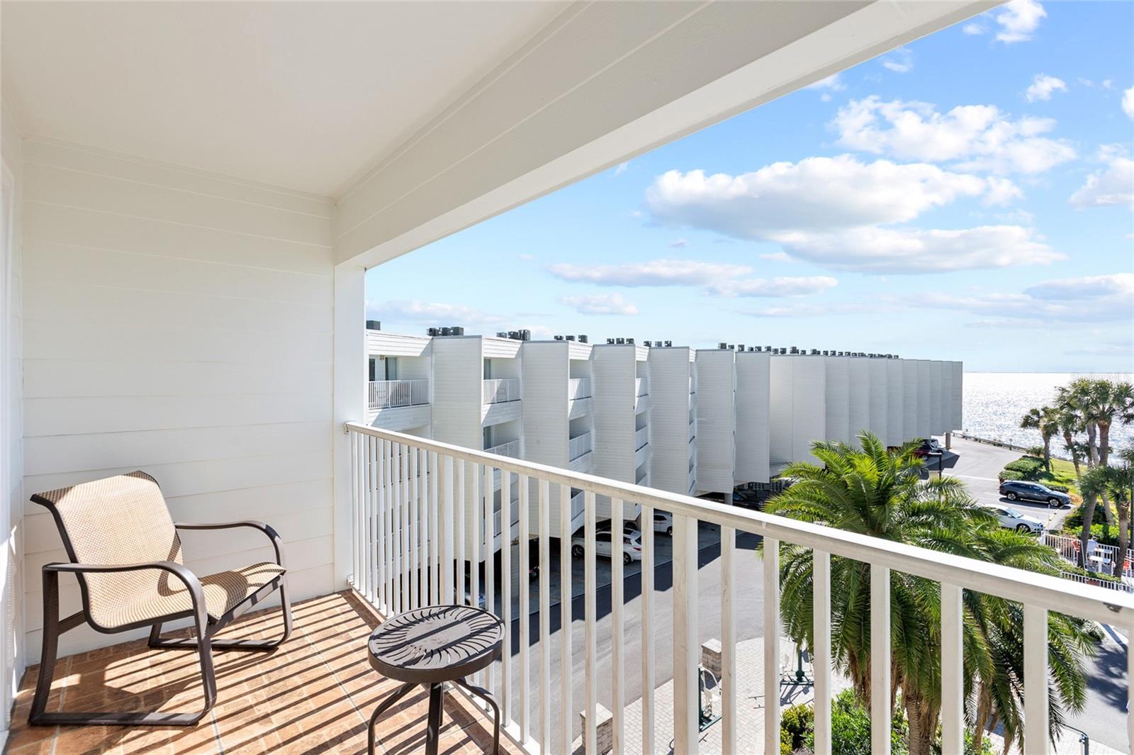 SAILPORT RESORT CONDO ON - Residential