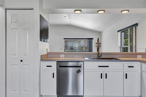Tiny photo for 4271 N Lincoln Avenue, Beverly Hills, FL 34465 (MLS # G5118501)