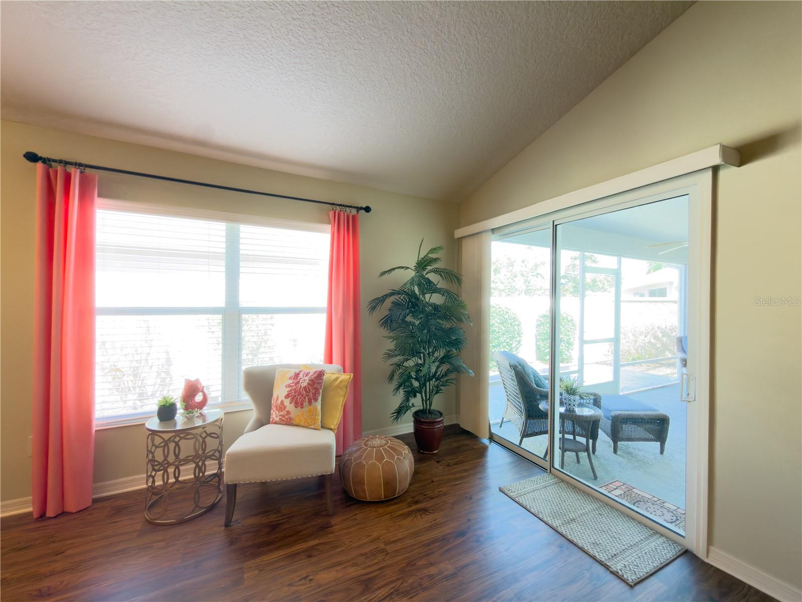 VILLAGES OF HILLSBOROUGH - VENTURA VILLAS - Residential