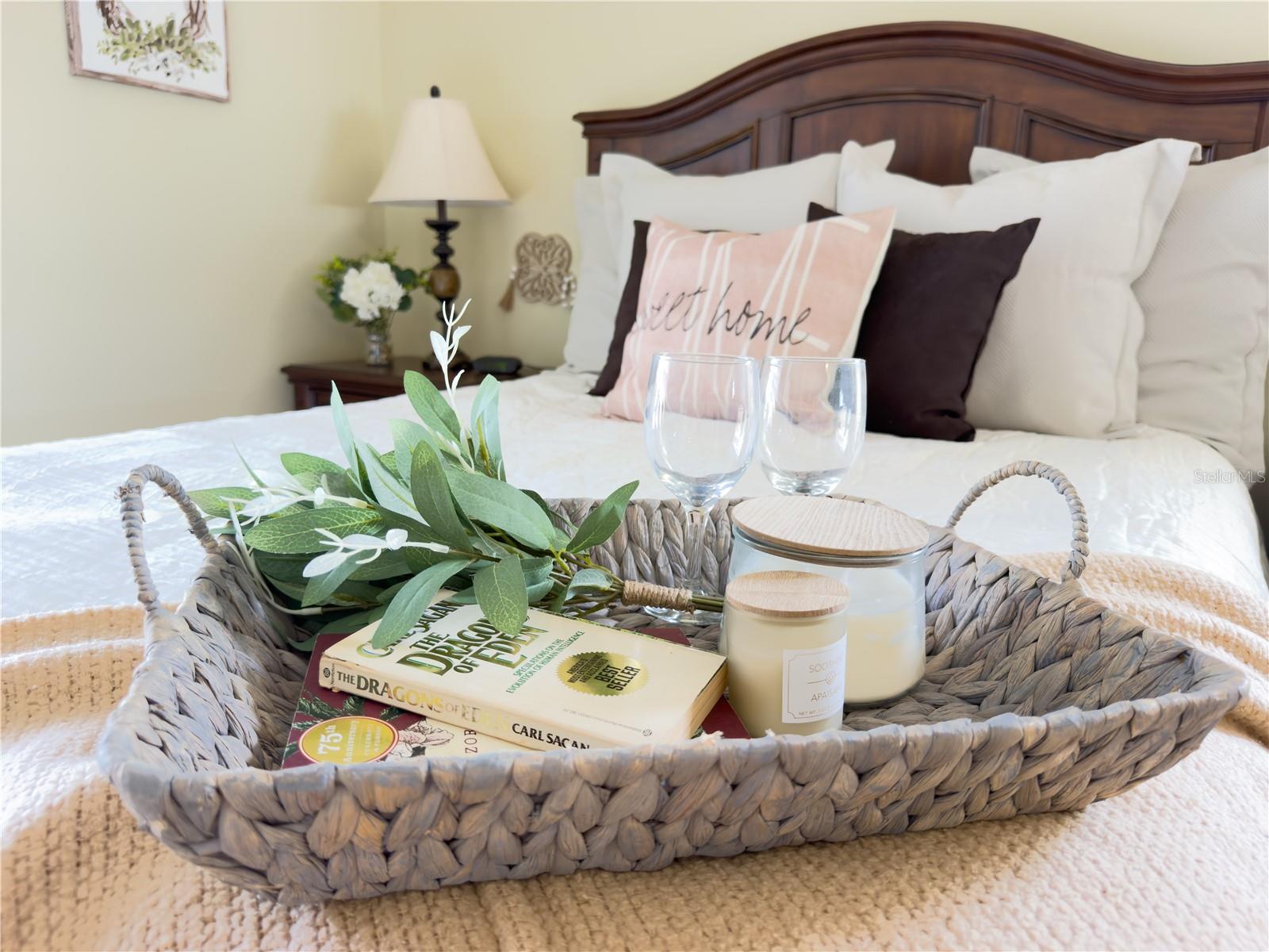 VILLAGES OF HILLSBOROUGH - VENTURA VILLAS - Residential
