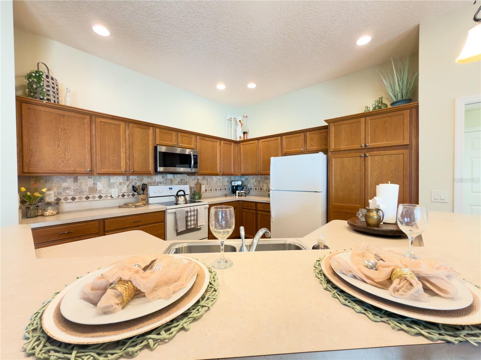 VILLAGES OF HILLSBOROUGH - VENTURA VILLAS - Residential