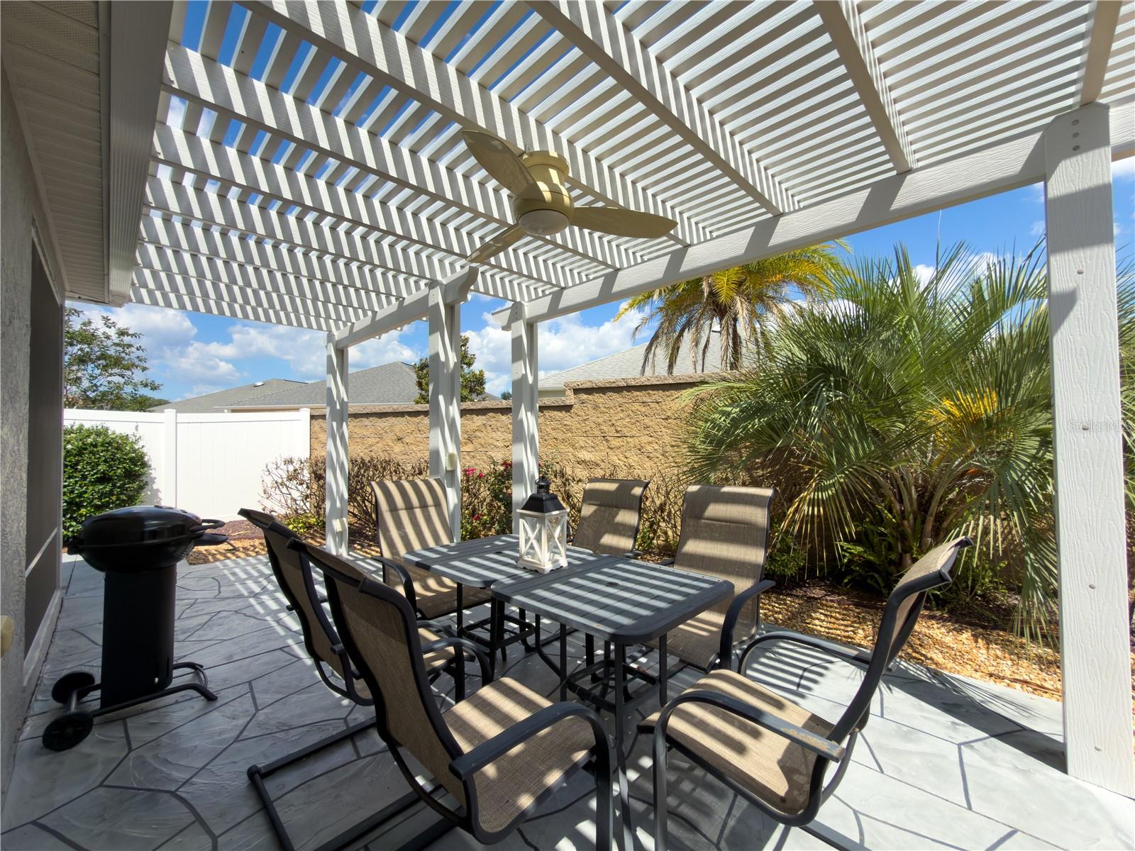 VILLAGES OF HILLSBOROUGH - VENTURA VILLAS - Residential