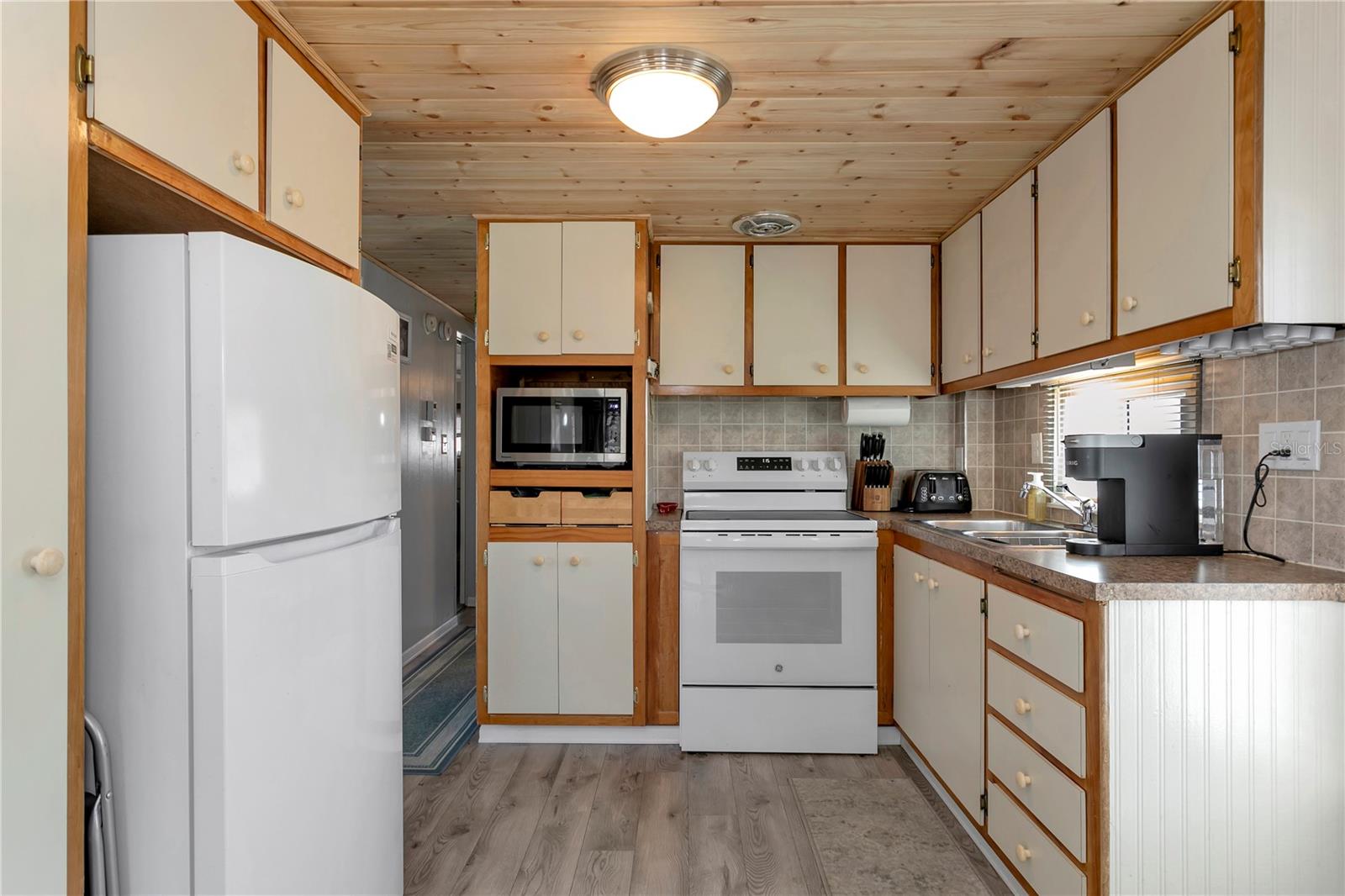 FAIR LANE ACRES THIRD ADD - Residential