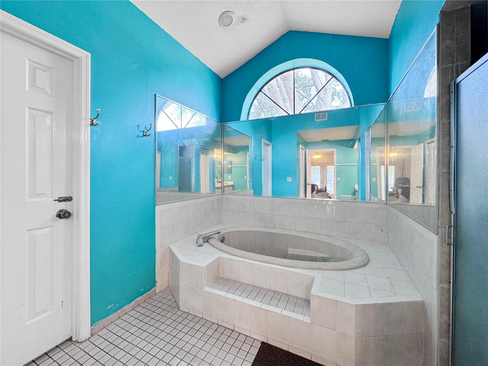 WILDERNESS PH 2 THE - Residential