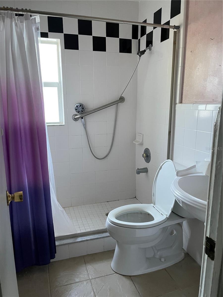 PICKETT TERRACE - Residential