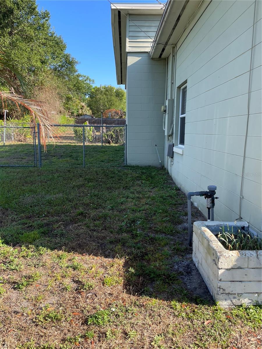 PICKETT TERRACE - Residential