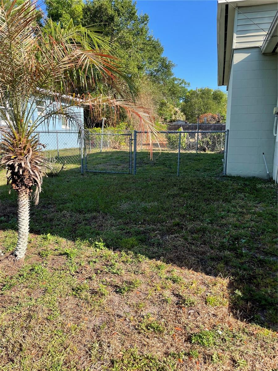 PICKETT TERRACE - Residential