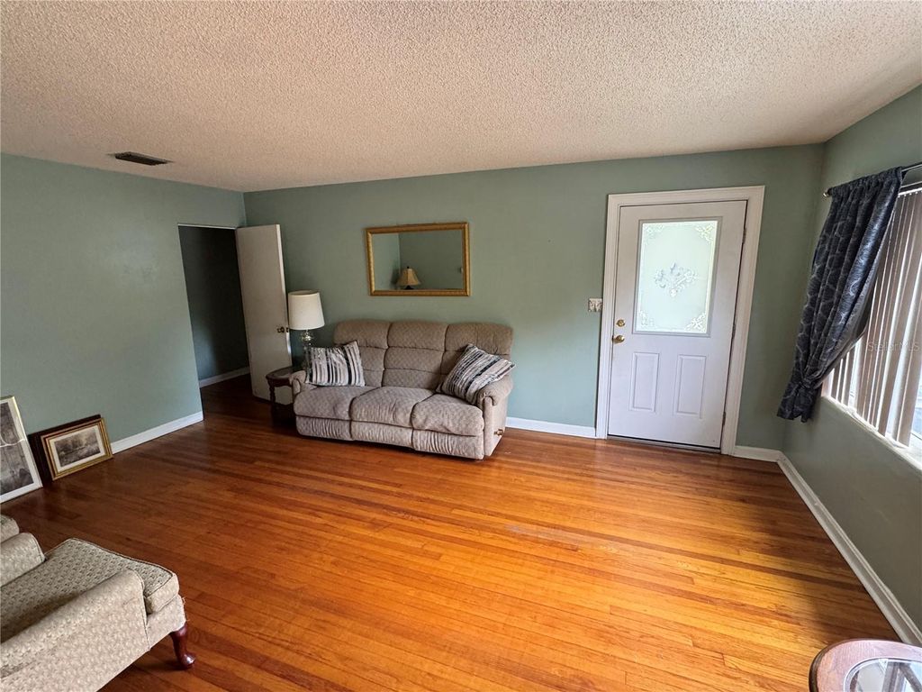 Photo of 2506 Delaney Avenue, Orlando, FL 32806 (MLS # O6394182)