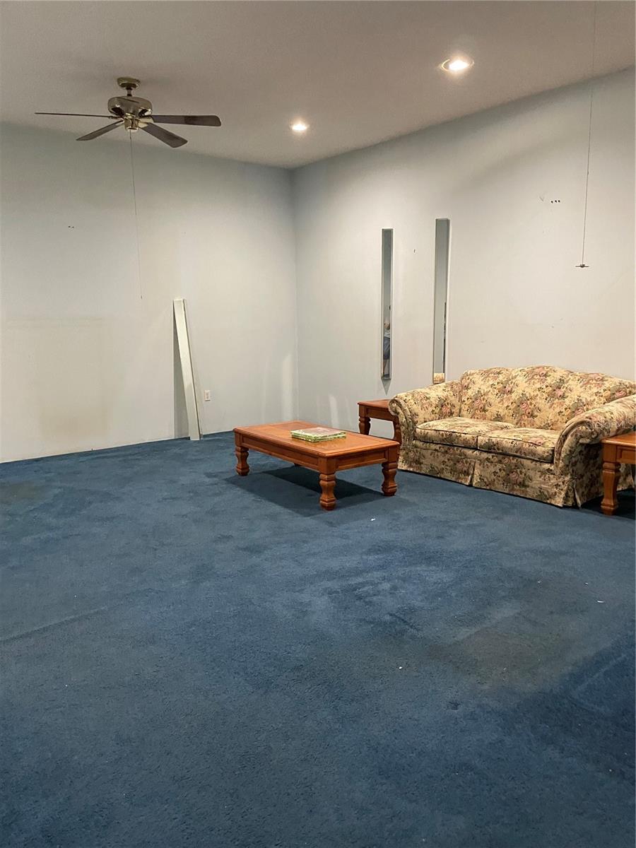 PICKETT TERRACE - Residential