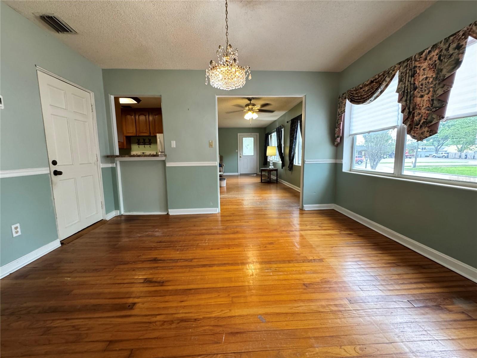 PICKETT TERRACE - Residential