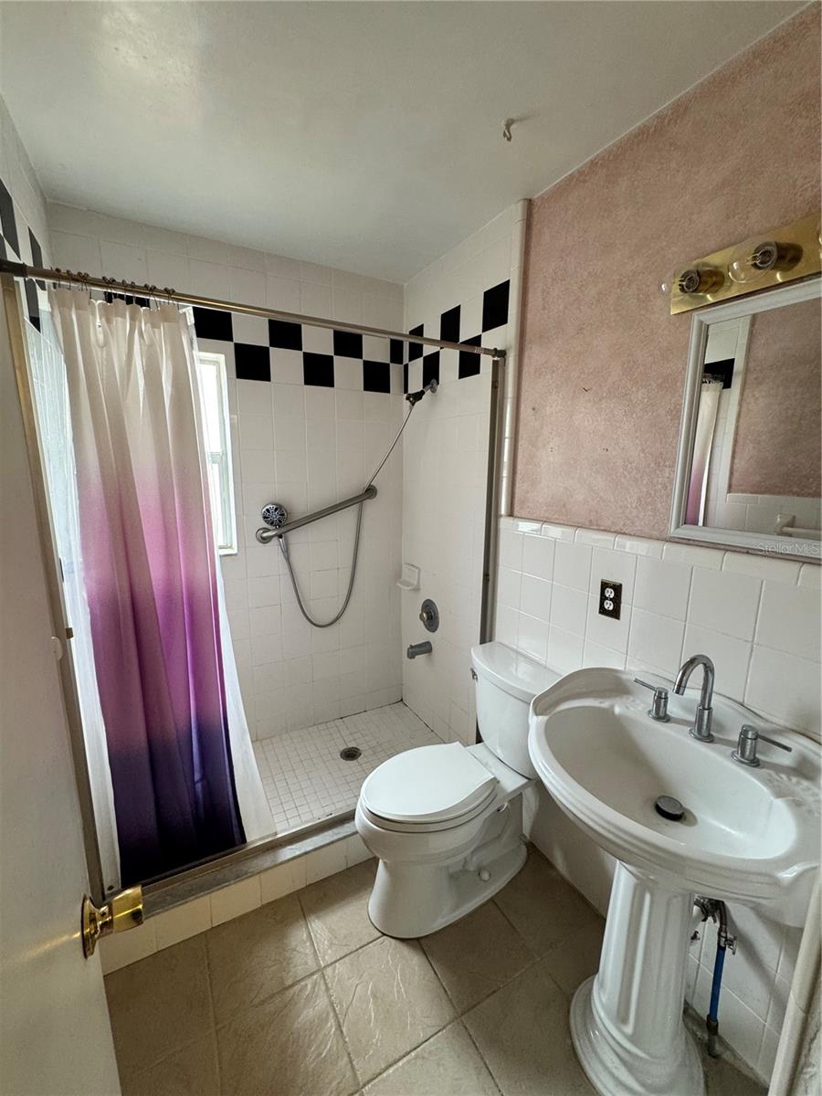 PICKETT TERRACE - Residential