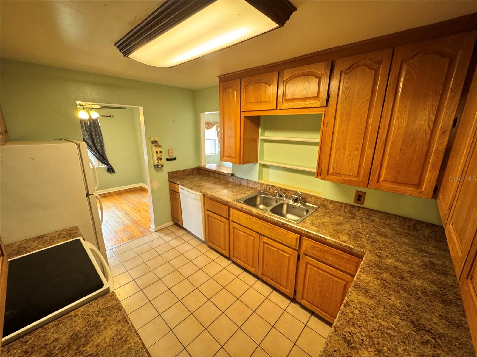 PICKETT TERRACE - Residential