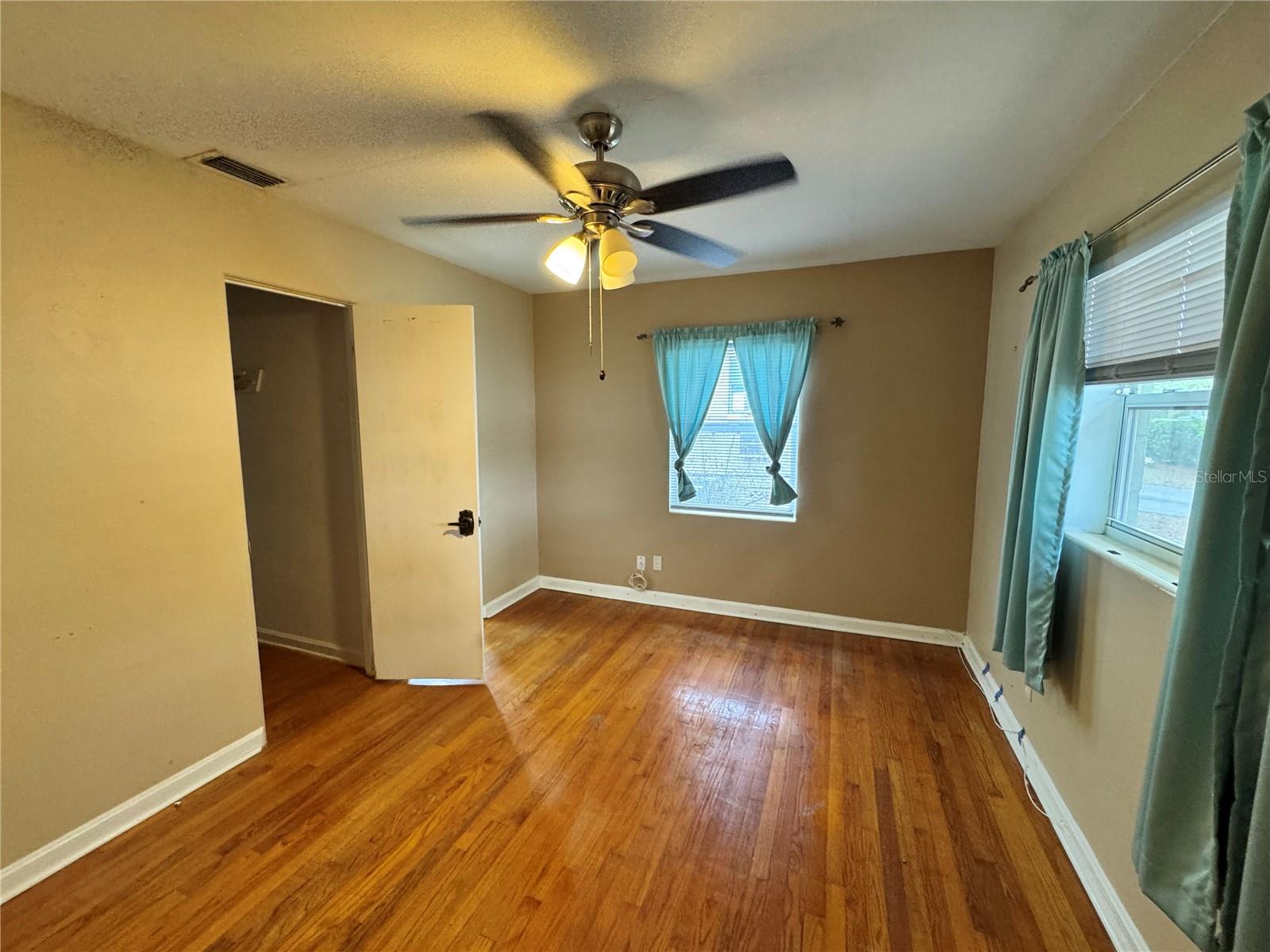 PICKETT TERRACE - Residential