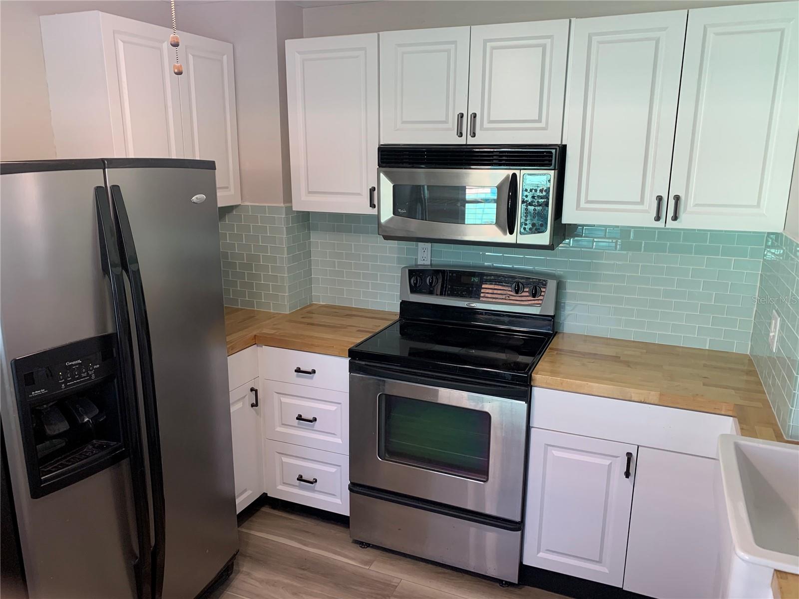 PASADENA ESTATES SEC H - Residential Lease