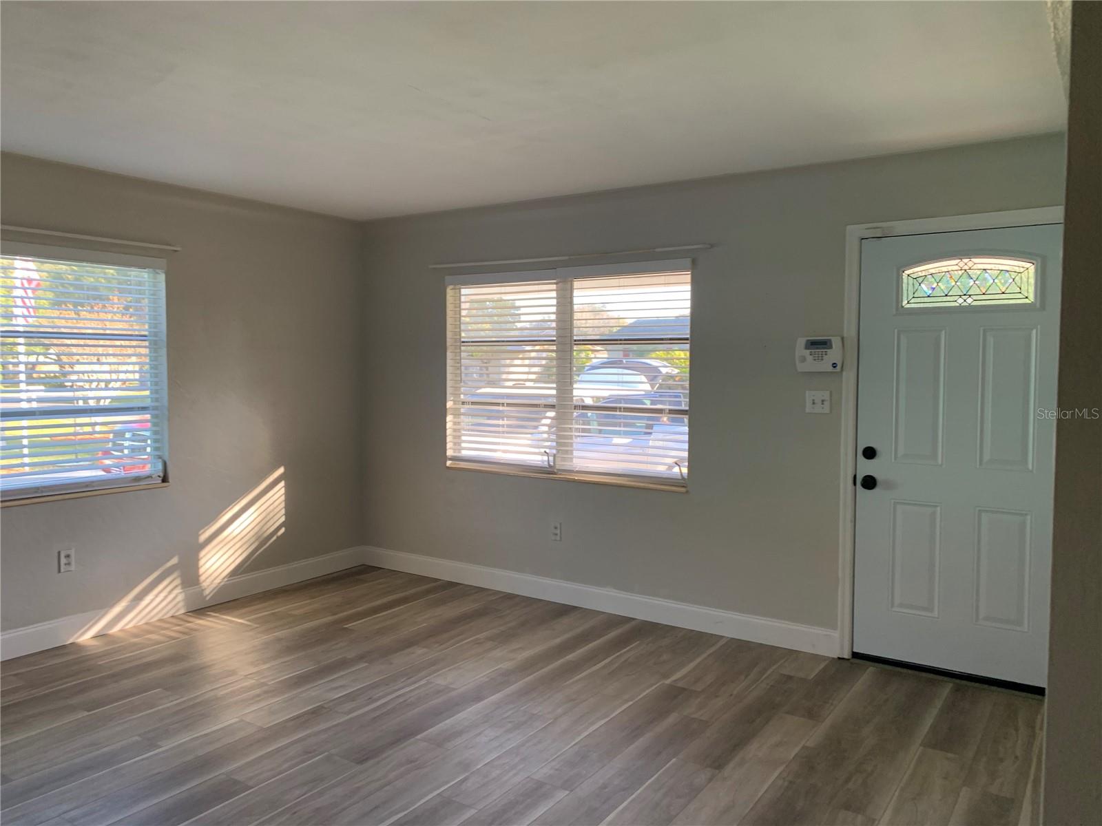 PASADENA ESTATES SEC H - Residential Lease