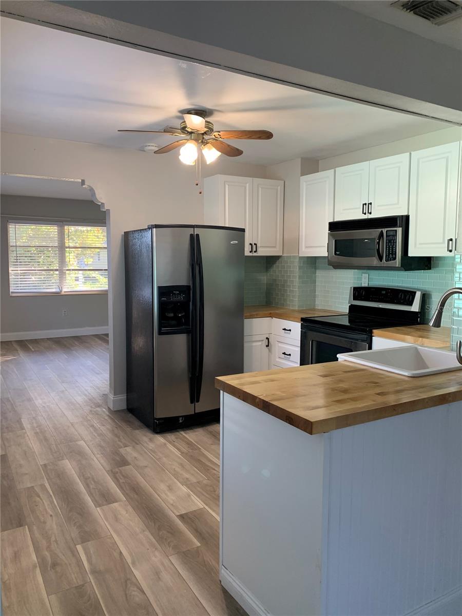 PASADENA ESTATES SEC H - Residential Lease