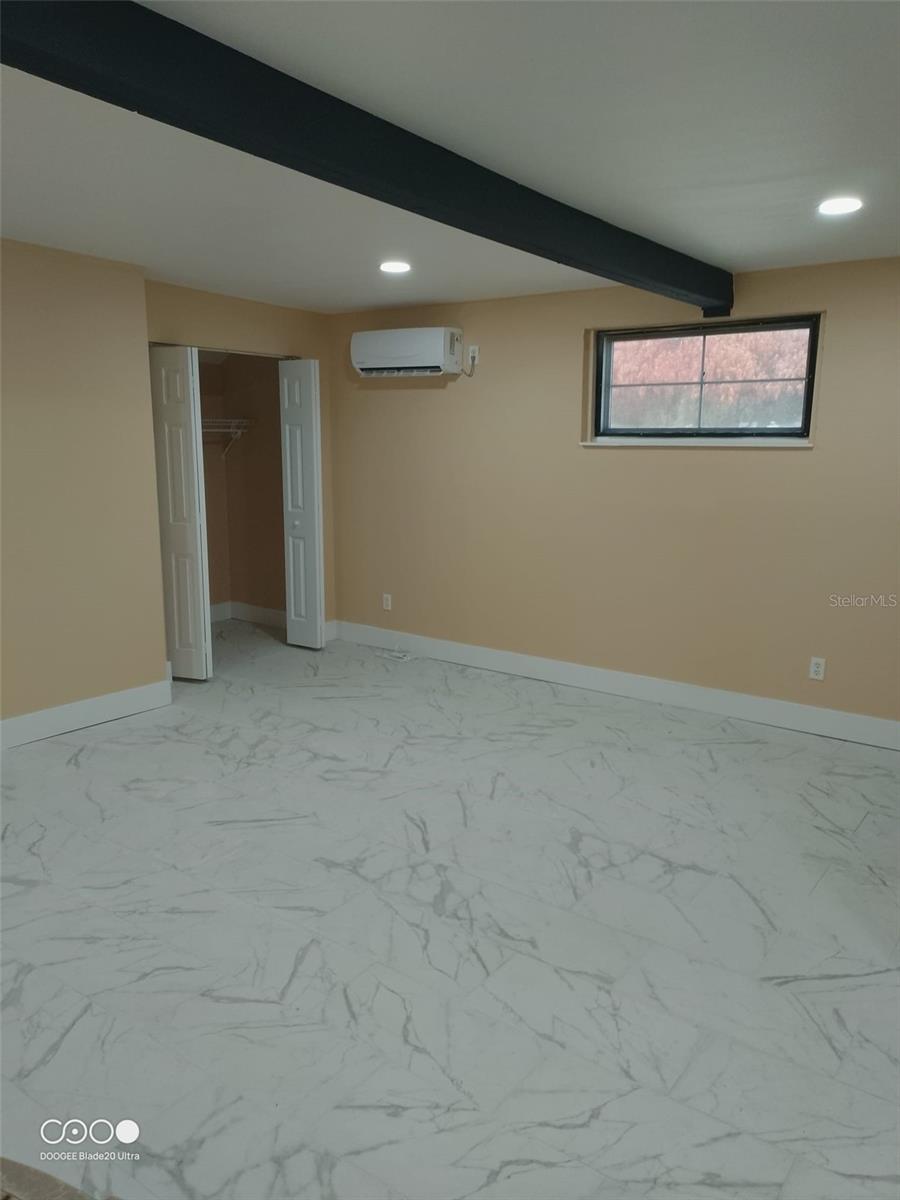 OAKLAND HILLS - Residential