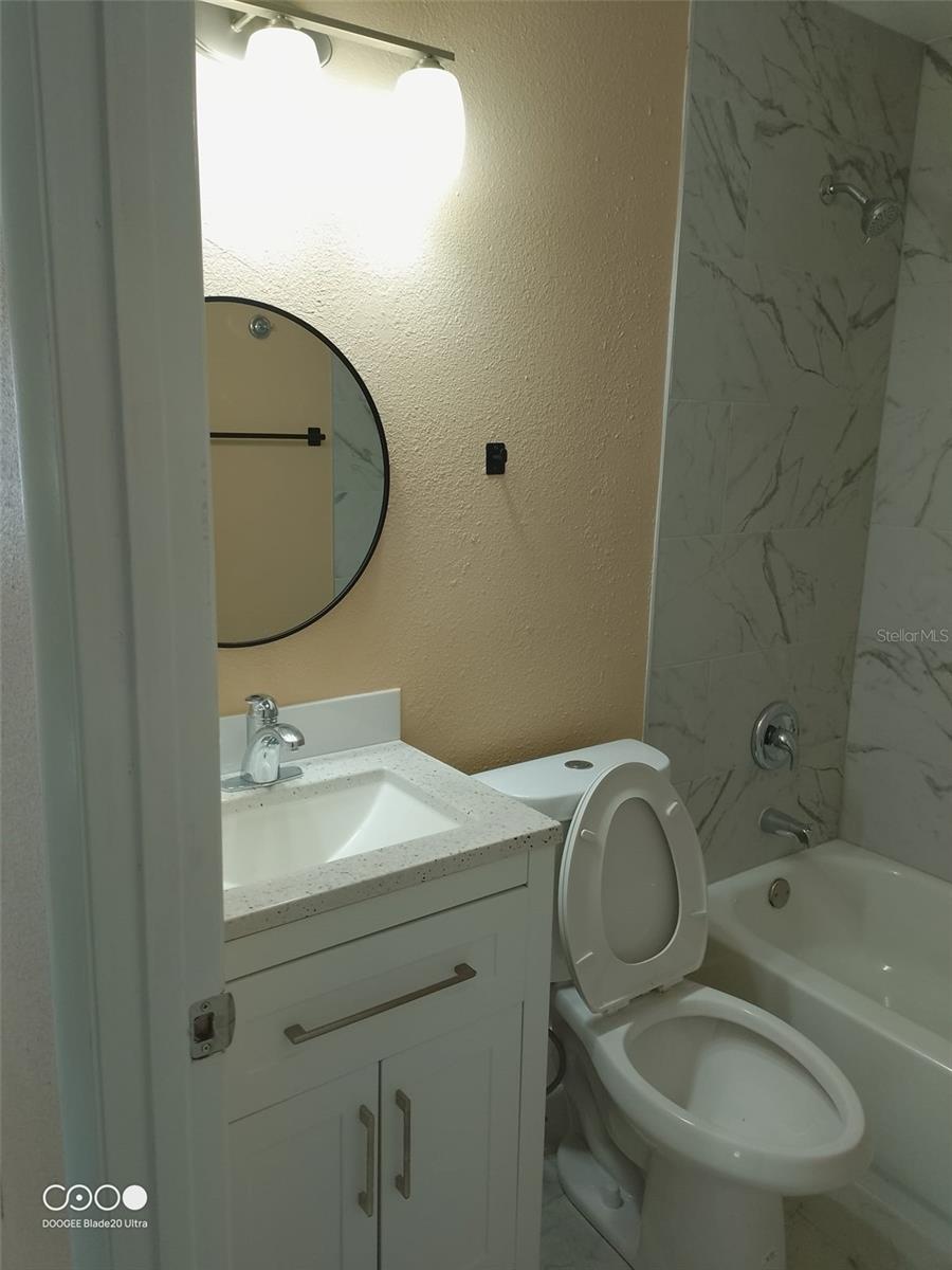 OAKLAND HILLS - Residential