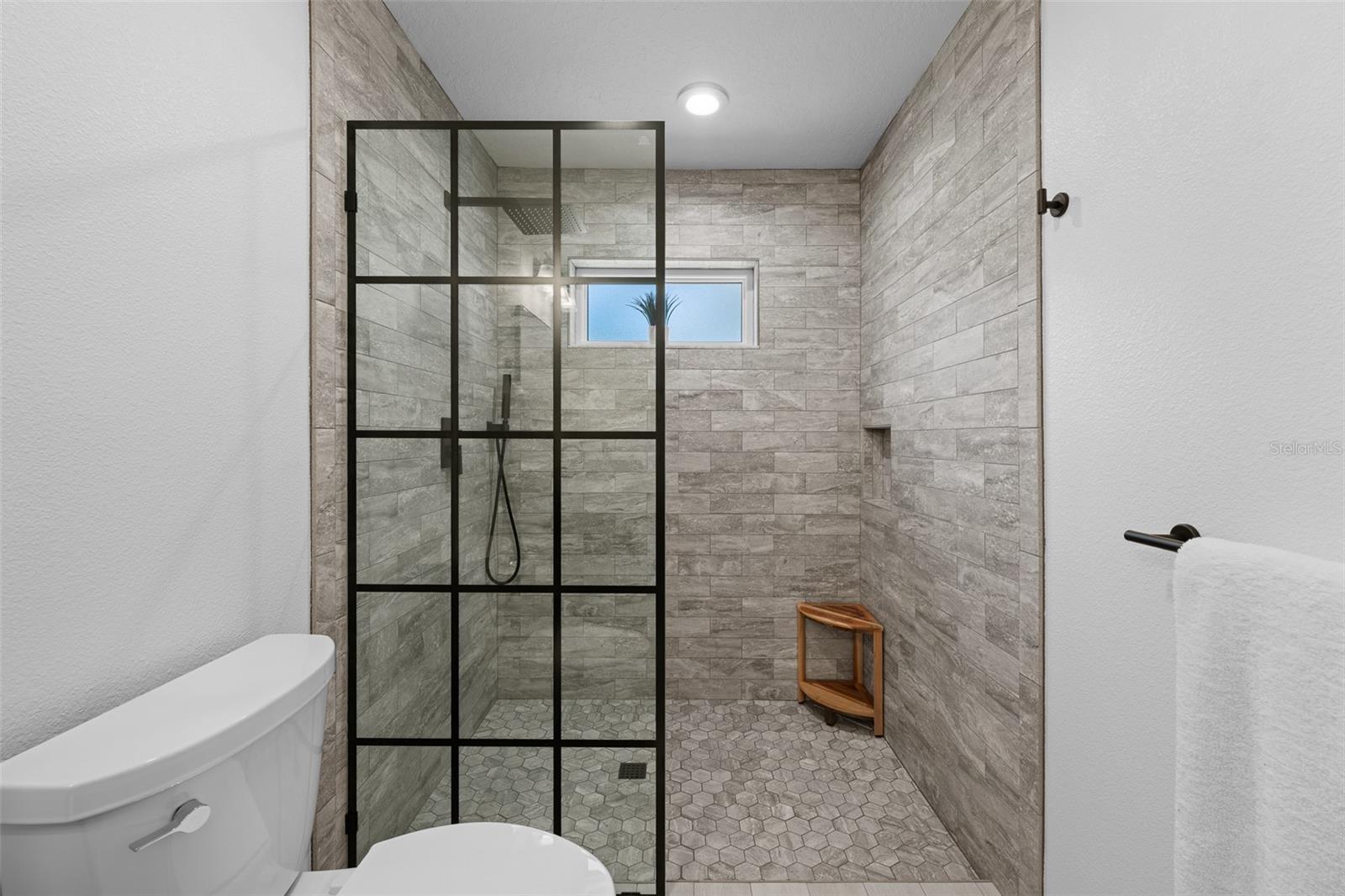 SILVERTHORN PH 1 - Residential