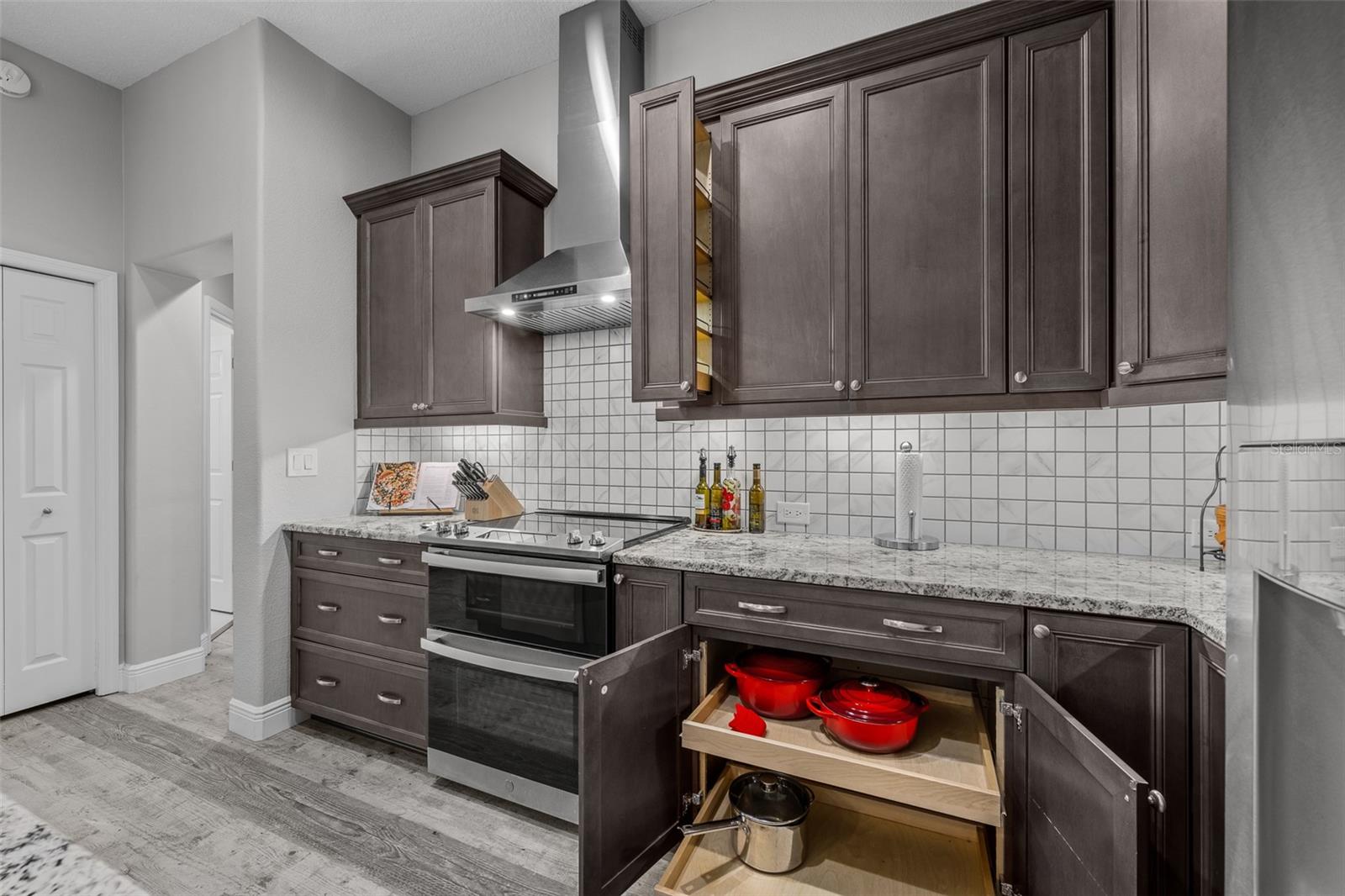 SILVERTHORN PH 1 - Residential