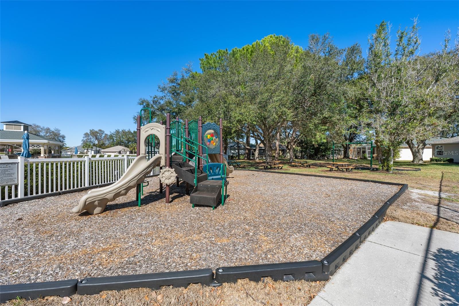 SILVERTHORN PH 1 - Residential