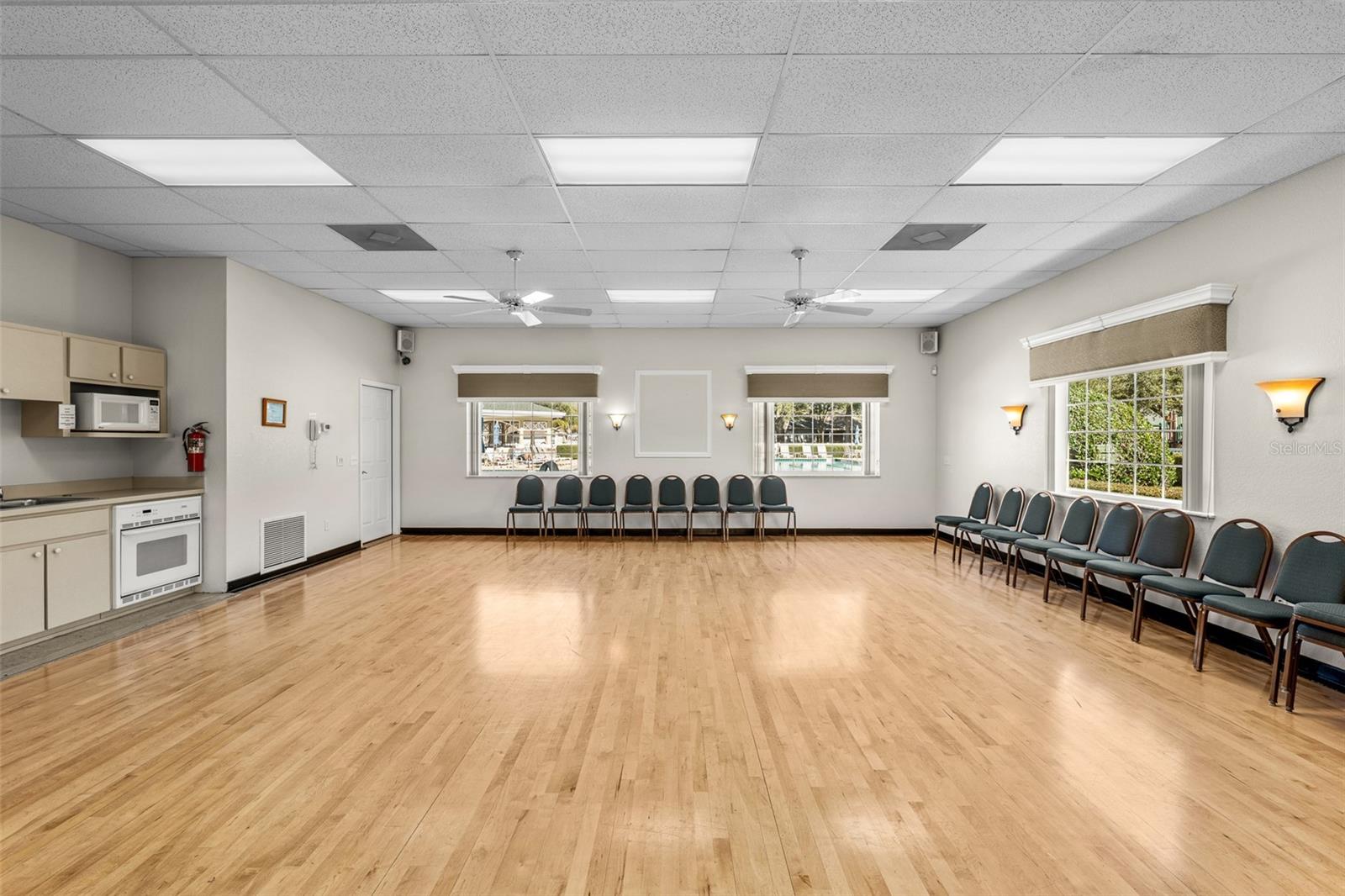 SILVERTHORN PH 1 - Residential