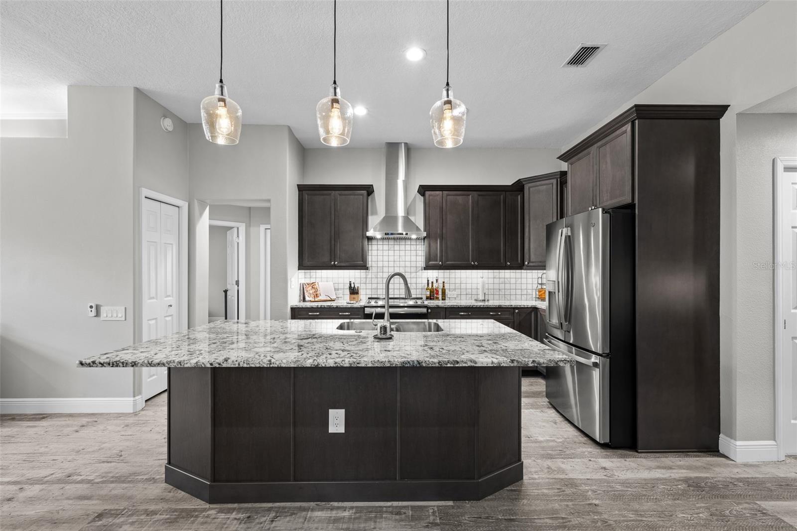 SILVERTHORN PH 1 - Residential