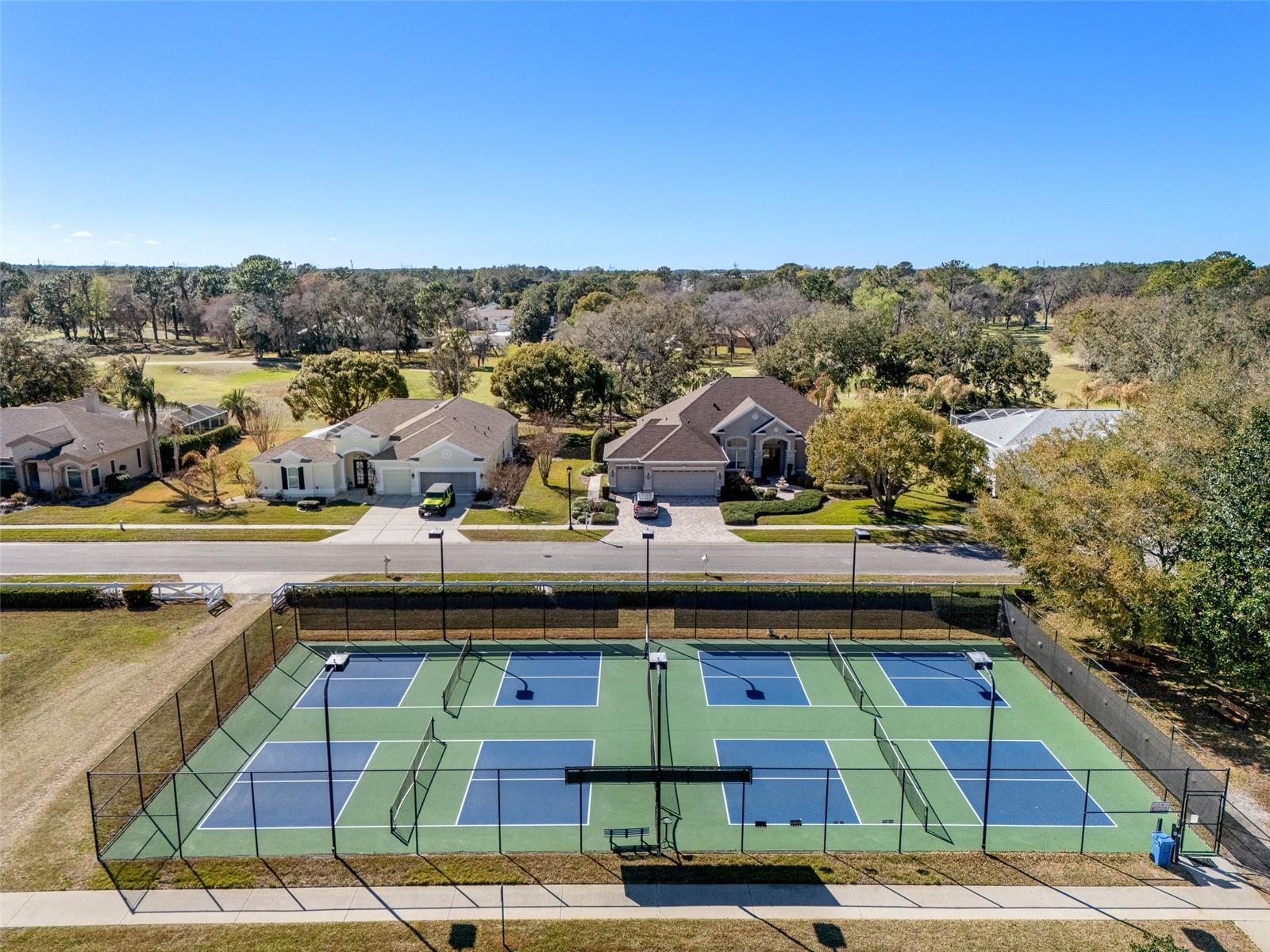 SILVERTHORN PH 1 - Residential