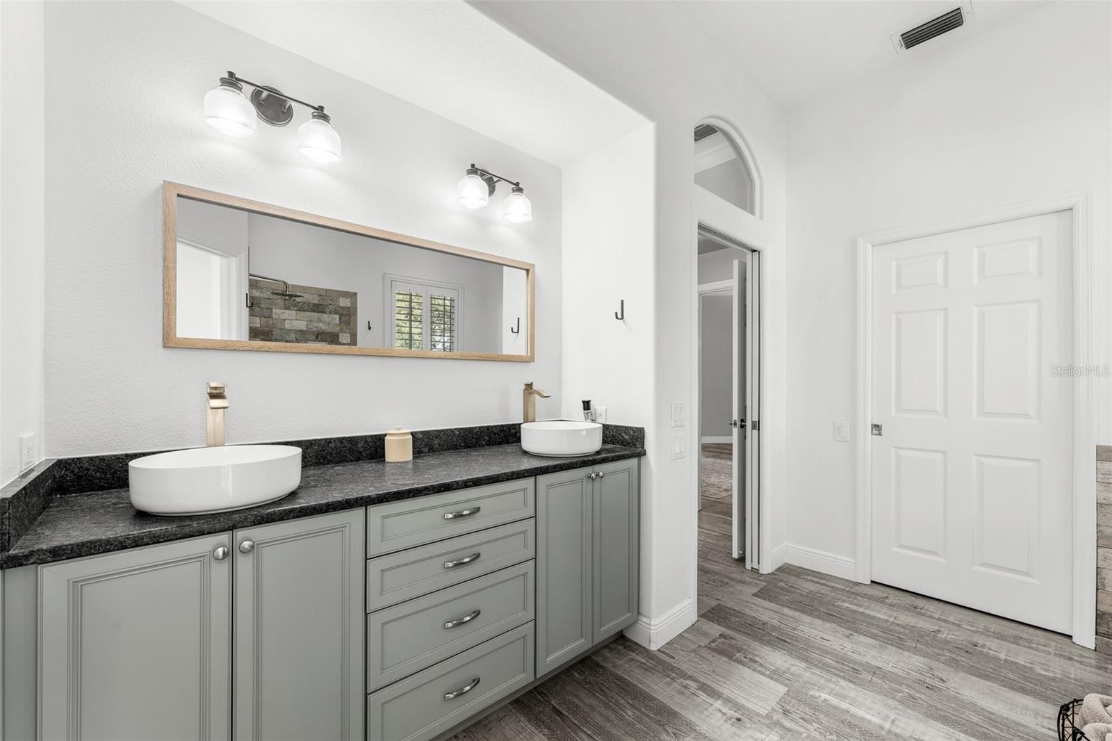 SILVERTHORN PH 1 - Residential