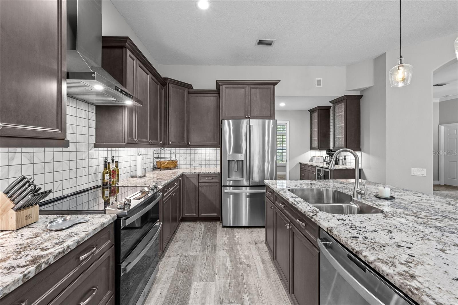 SILVERTHORN PH 1 - Residential