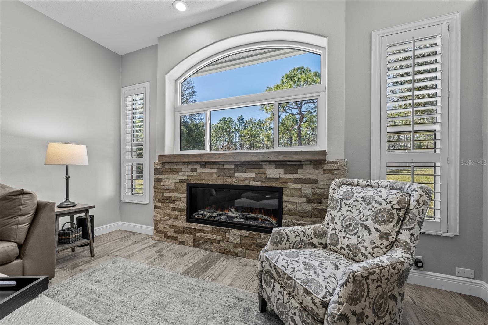 SILVERTHORN PH 1 - Residential