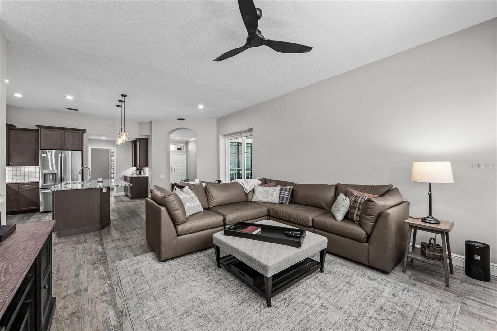 SILVERTHORN PH 1 - Residential