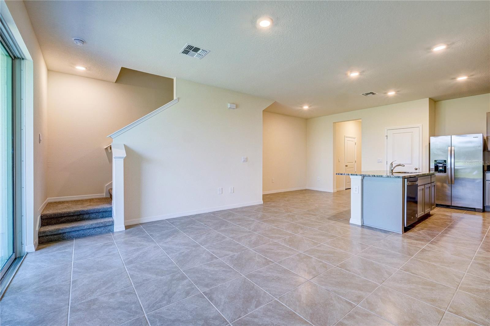 STAR FARMS AT LAKEWOOD RANCH - Residential Lease