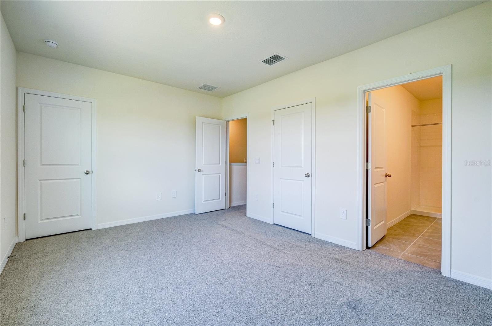 STAR FARMS AT LAKEWOOD RANCH - Residential Lease